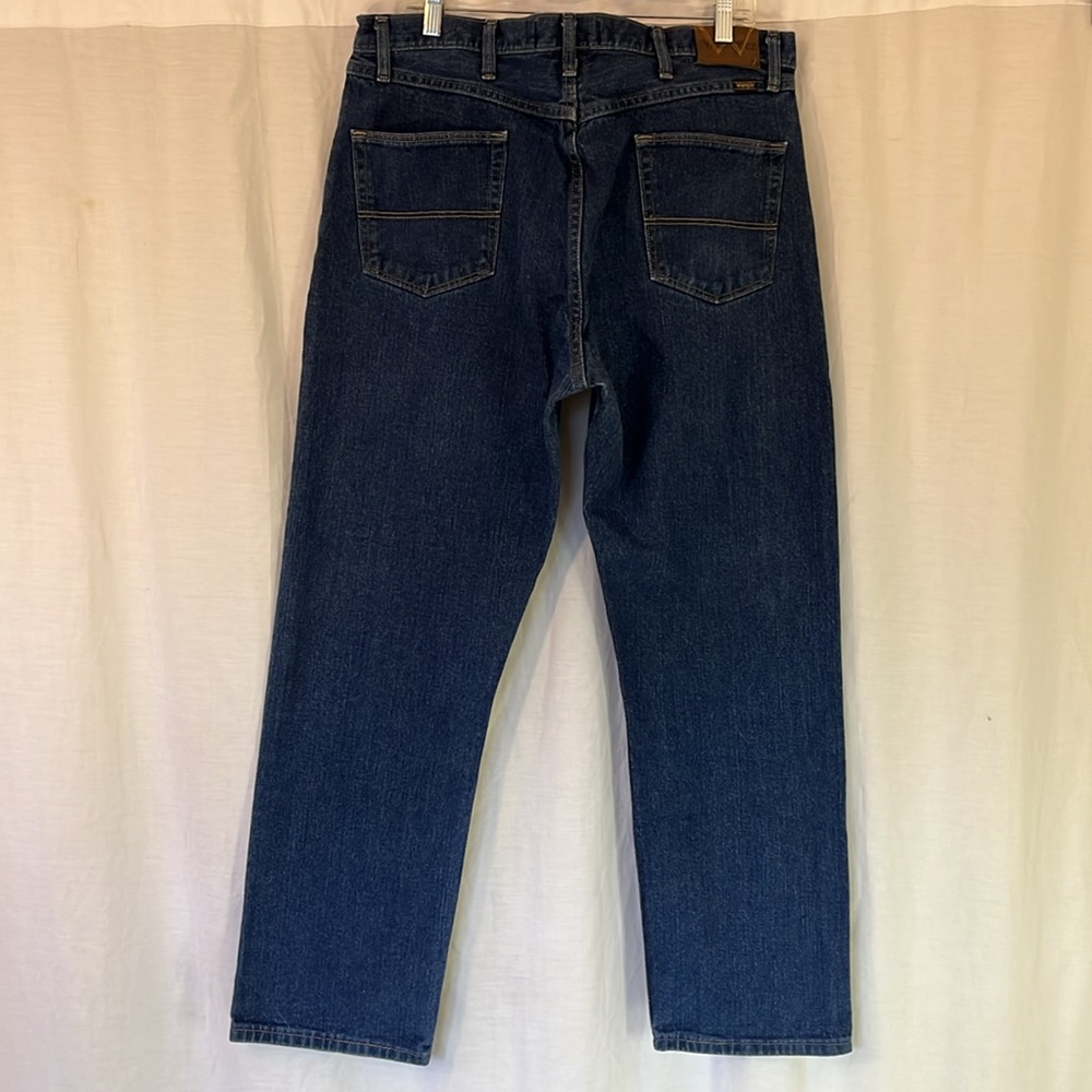 **2/$18** Wrangler jeans - 38x32 - Picture 3 of 9